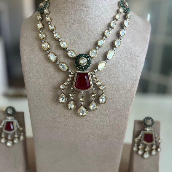 Victorian Kundan Necklace Set with Ruby & Emerald - Picture 3 of 6